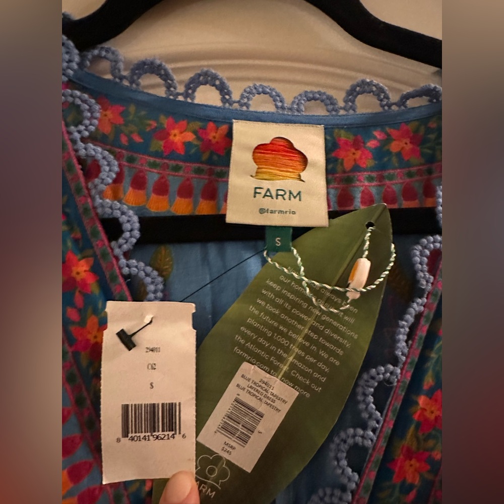 FARM Rio Blue Tropical Tapestry Layered V-Neck Dress NWT - Picture 8 of 10